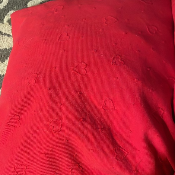 large Heart pillow set - Picture 8 of 9